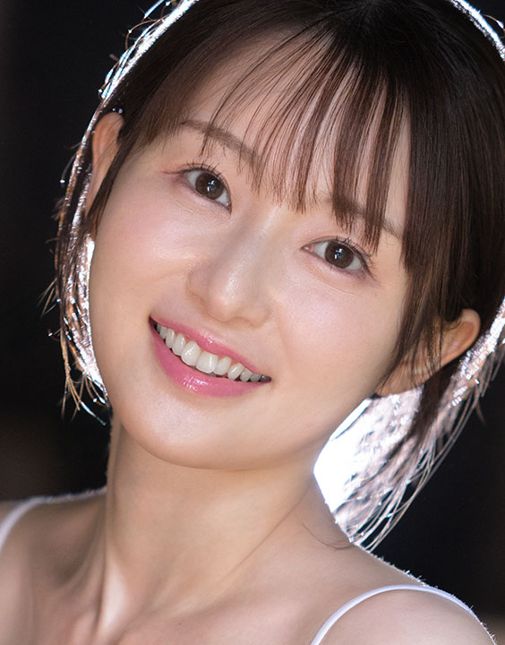 雪野緋七の人物写真